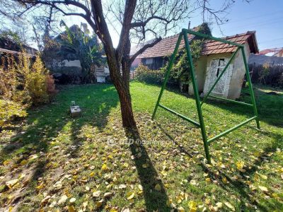 Eladó családi ház Szentes