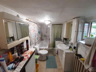 Eladó családi ház Szentes