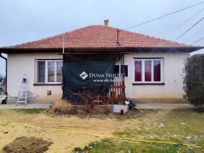 Eladó családi ház Tápiószele