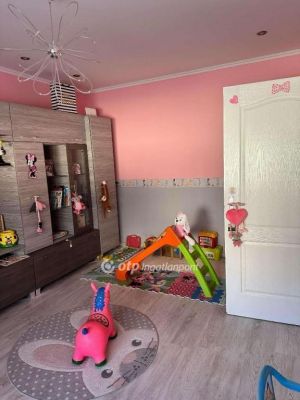 Eladó családi ház Kiskőrös