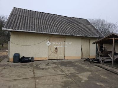 Eladó családi ház Tápiószecső