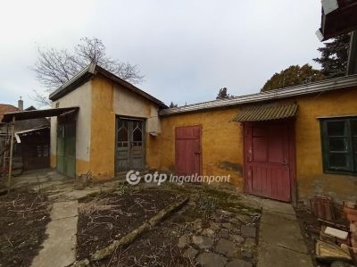 Eladó családi ház Hatvan