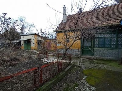 Eladó családi ház Hatvan