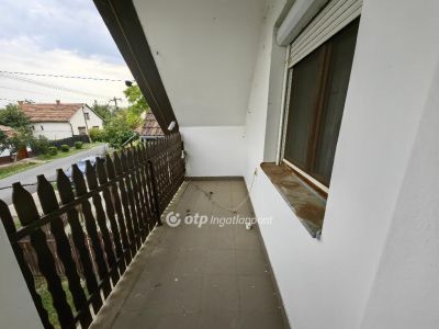 Eladó családi ház Kunmadaras
