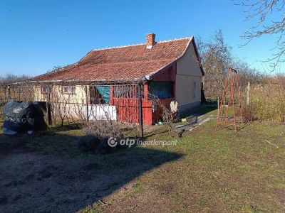 Eladó családi ház Hajdúböszörmény