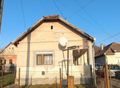 Eladó családi ház Rózsaszentmárton