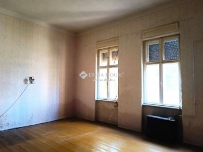 Eladó családi ház Mezőberény