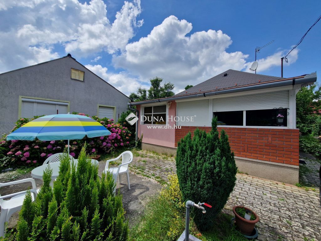 Eladó családi ház Harkány