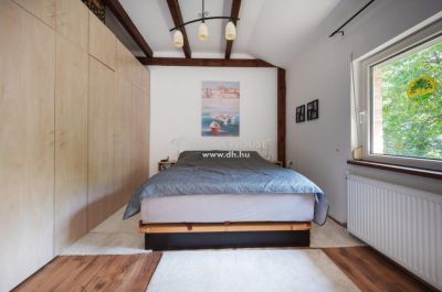 Eladó családi ház Budaörs