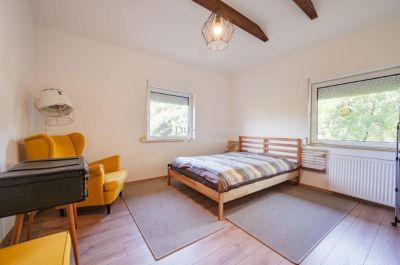 Eladó családi ház Budaörs