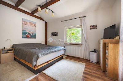 Eladó családi ház Budaörs