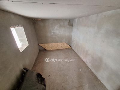 Eladó családi ház Tiszakécske