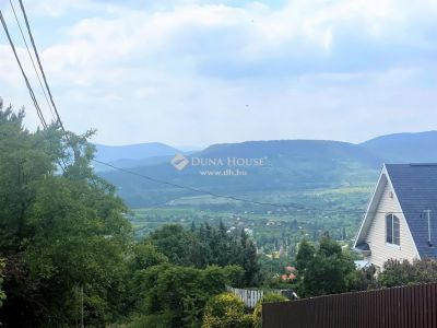Eladó üdülőövezeti telek Szentendre