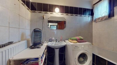 Eladó családi ház Tiszakeszi