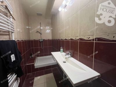 Eladó egyéb iroda Kecskemét
