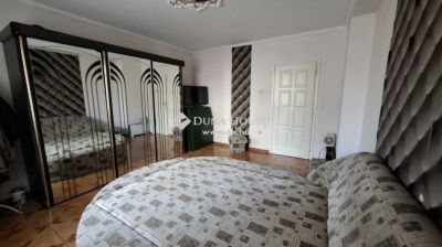 Eladó családi ház Budapest