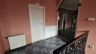 Eladó családi ház Budapest
