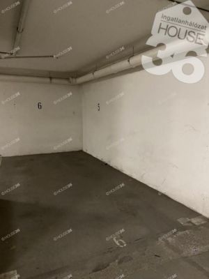 Eladó egyedi garázs Kecskemét