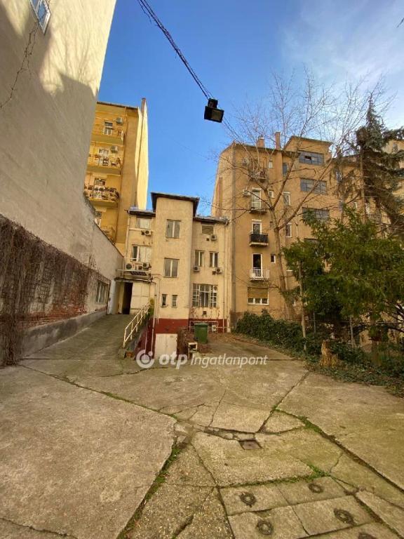 Eladó családi ház Budapest