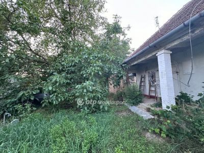 Eladó családi ház Ceglédbercel