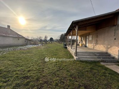Eladó családi ház Szikszó