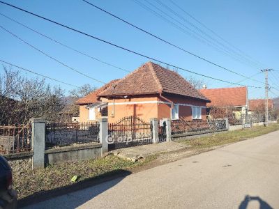 Eladó családi ház Sajókaza