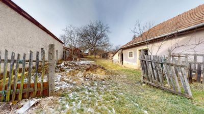 Eladó családi ház Hangács