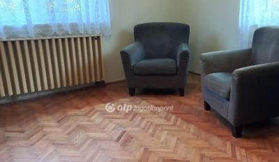 Eladó családi ház Jászkisér
