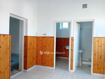 Eladó családi ház Biharkeresztes