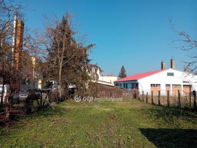 Eladó családi ház Biharkeresztes