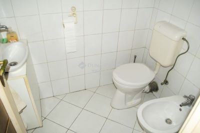 Eladó családi ház Dány