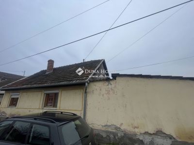 Eladó családi ház Hatvan