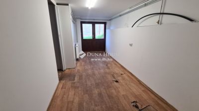 Eladó családi ház Boldog