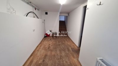 Eladó családi ház Boldog