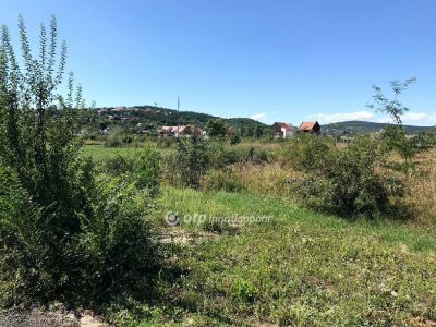 Eladó lakóövezeti telek Velence