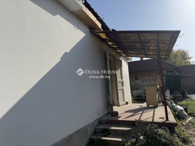 Eladó családi ház Monor