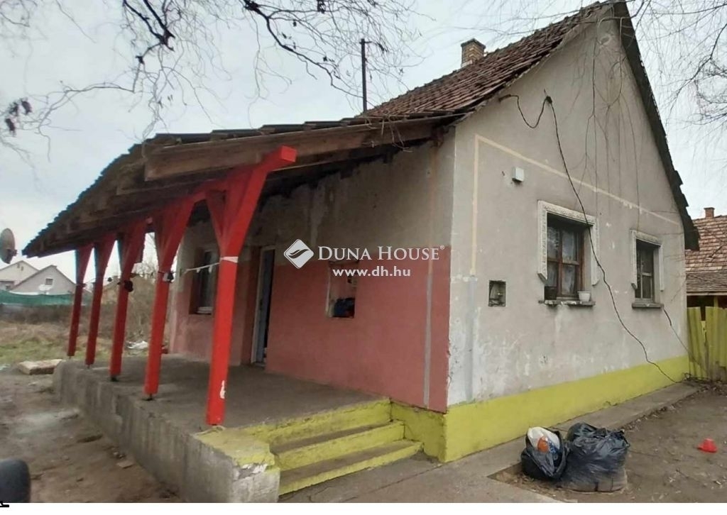 Eladó családi ház Nagykáta