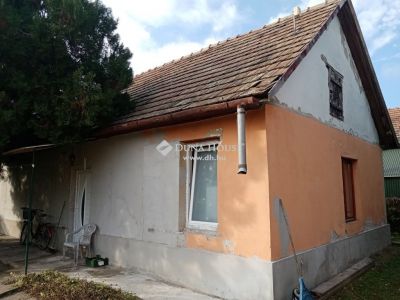 Eladó családi ház Nagykáta