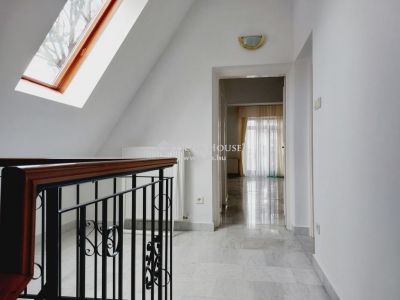 Kiadó családi ház Budapest