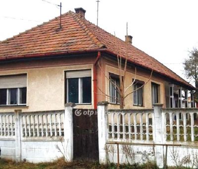 Eladó családi ház Kóka