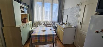Eladó családi ház Budakeszi