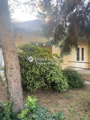 Eladó családi ház Budapest