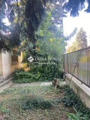 Eladó családi ház Budapest
