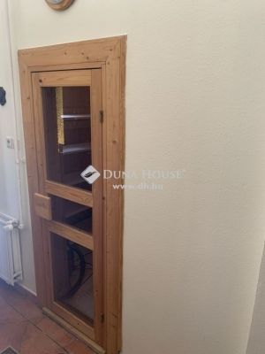 Eladó családi ház Budapest