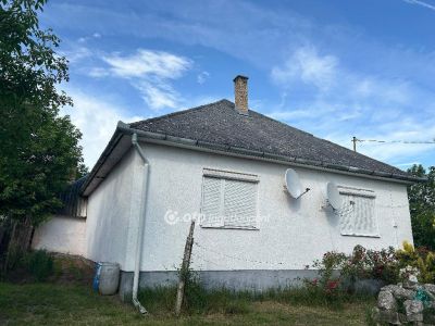 Eladó családi ház Nyírlugos