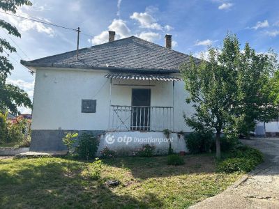 Eladó családi ház Nyírlugos