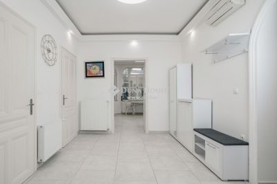 Eladó lakás Pécs