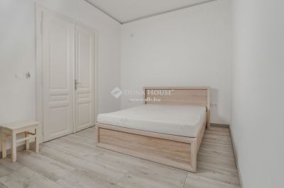 Eladó lakás Pécs