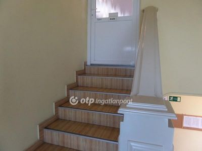 Eladó ipari terület Cegléd