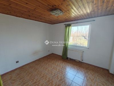 Eladó családi ház Délegyháza